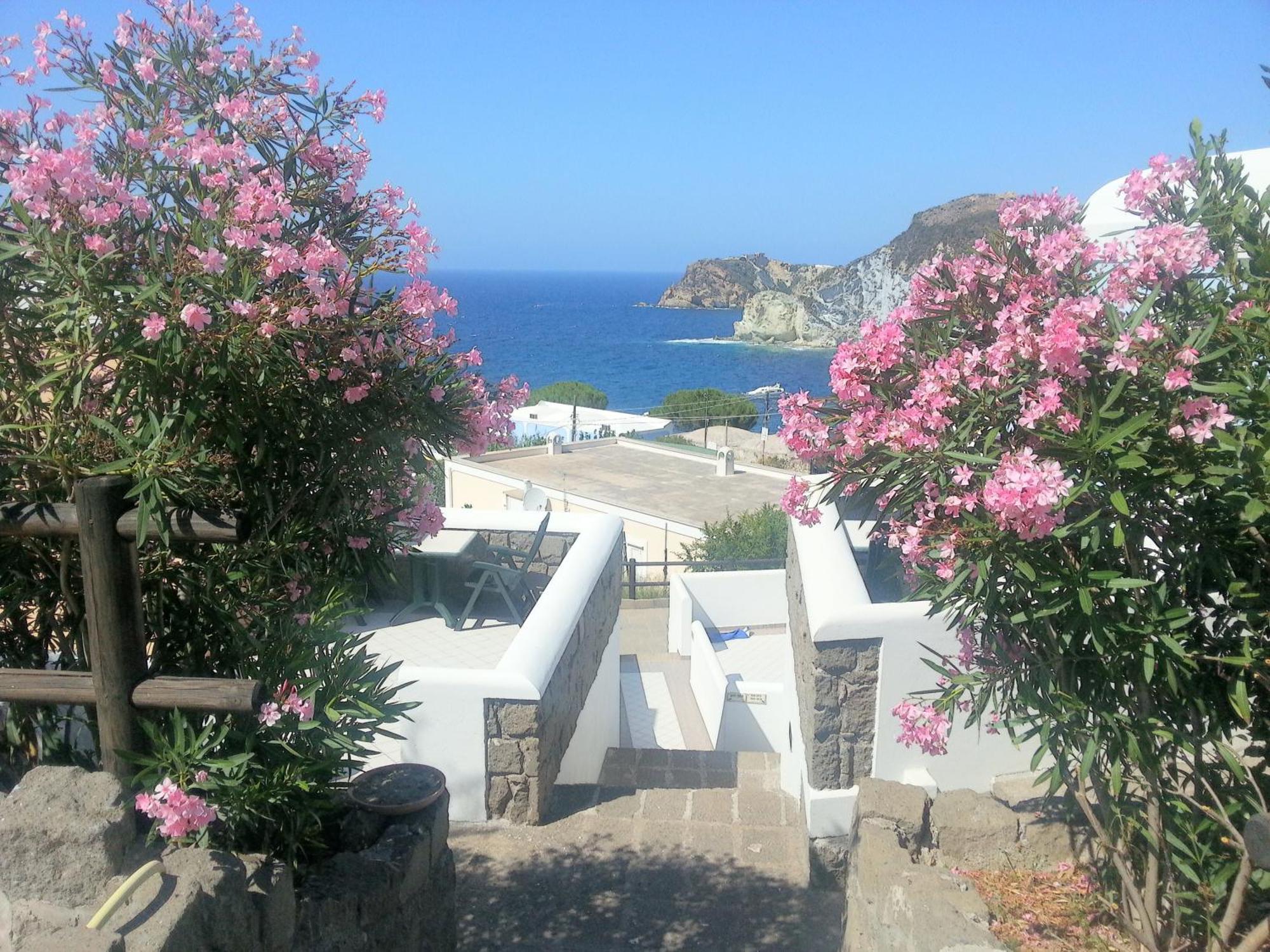 Hotel Villaggio Dei Pescatori Ponza Exterior photo