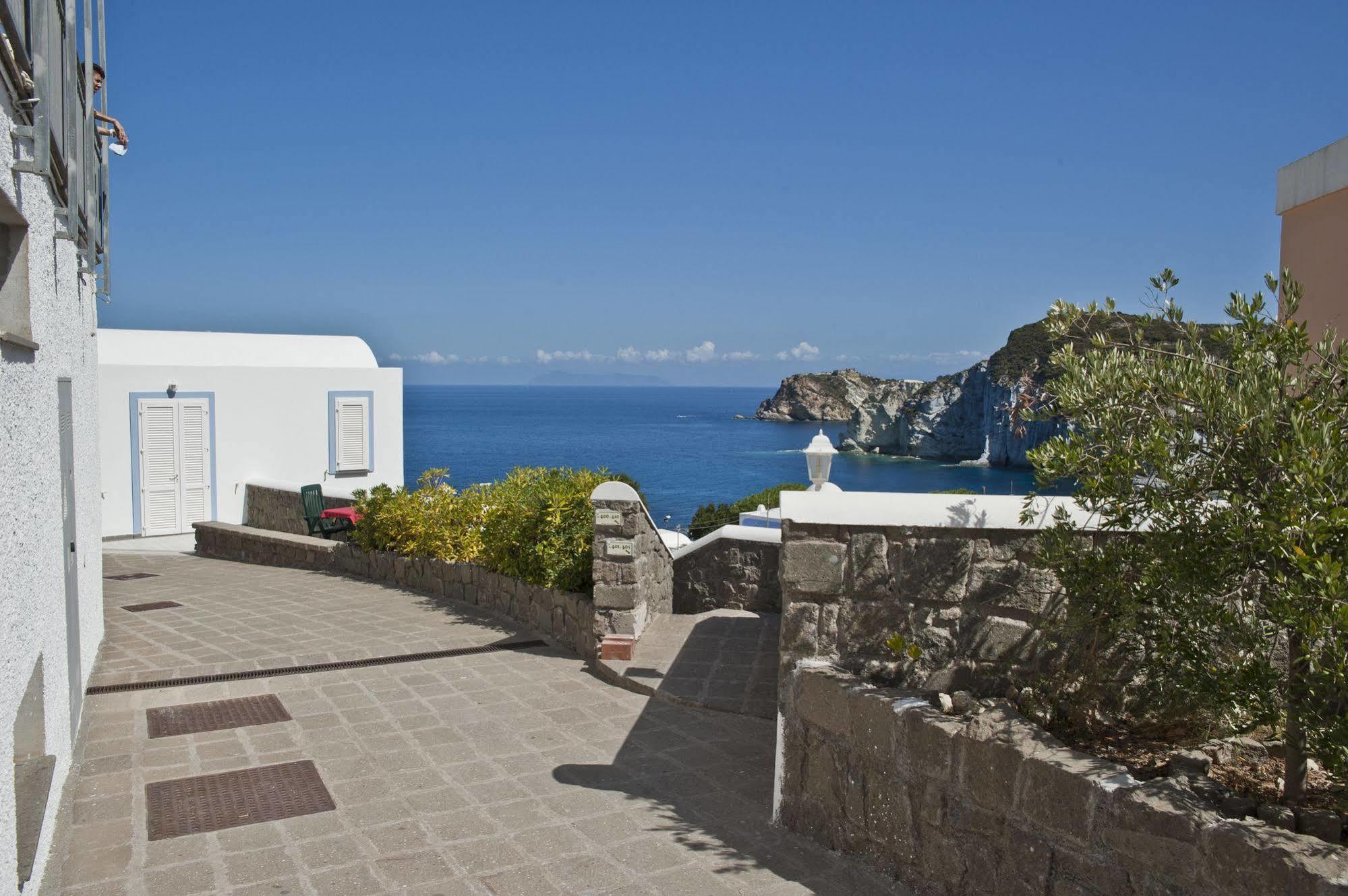 Hotel Villaggio Dei Pescatori Ponza Exterior photo