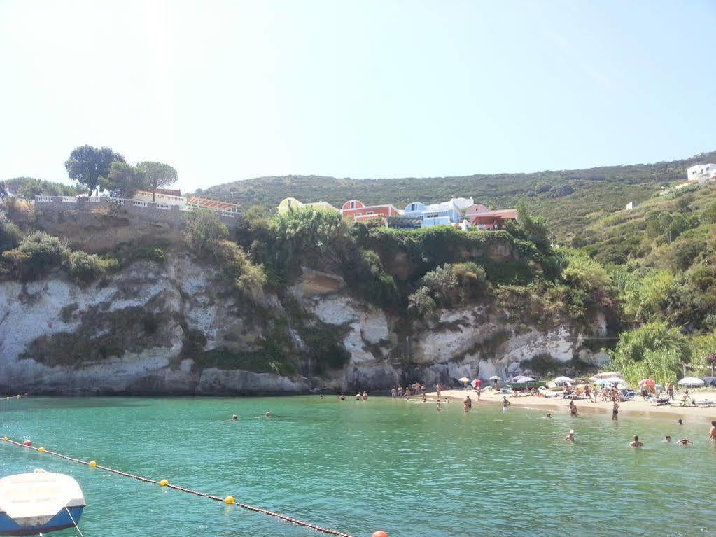 Hotel Villaggio Dei Pescatori Ponza Exterior photo